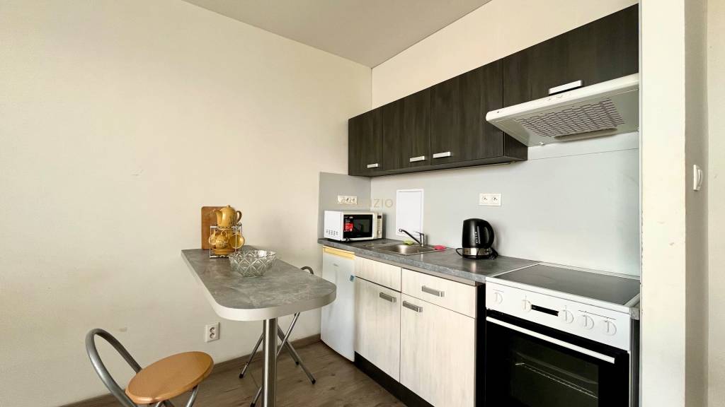 ASSENZIO – PREDAJ – GARZONKA S LOGGIOU 28m2 – TOPOĽČANSKA –