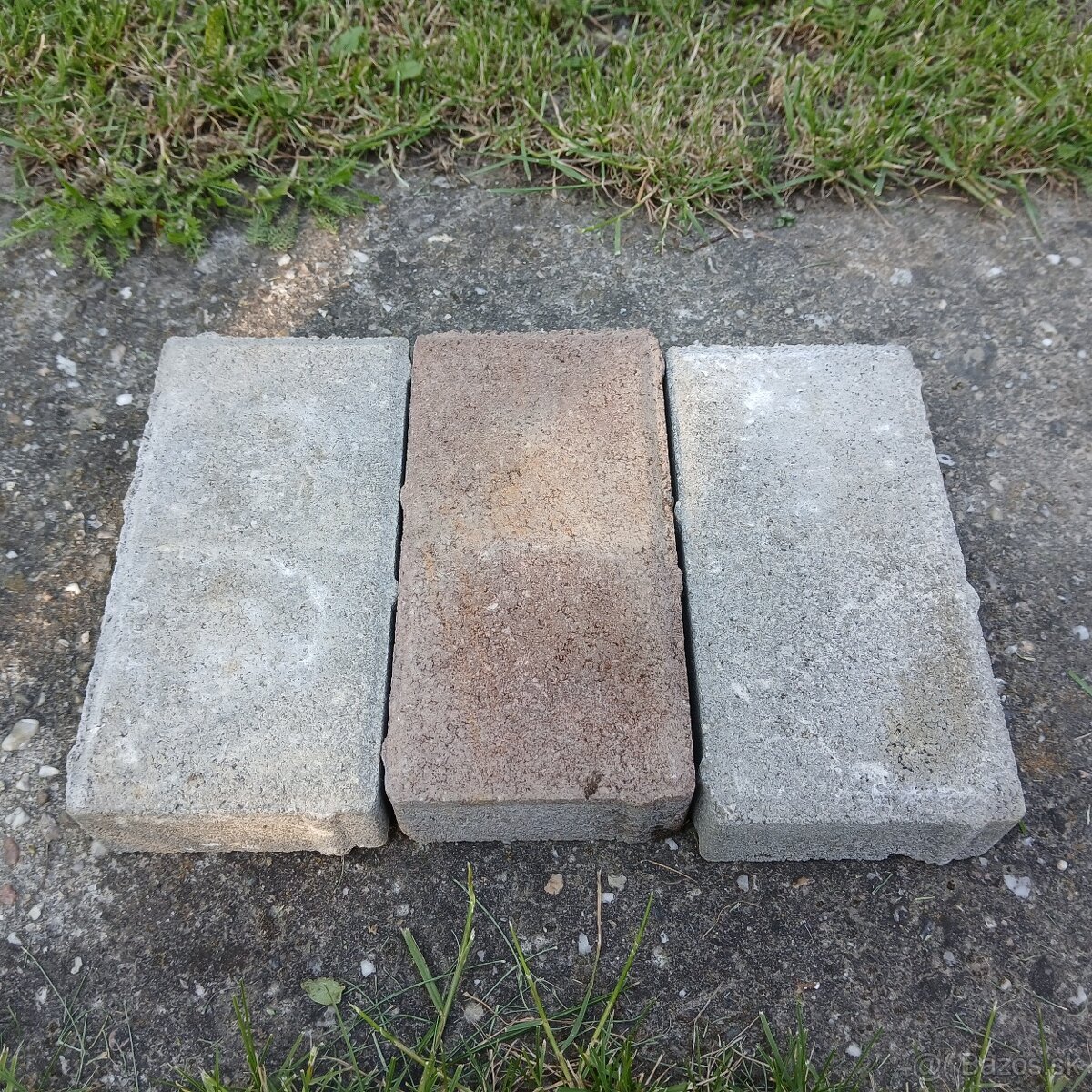 Zámková dlažba