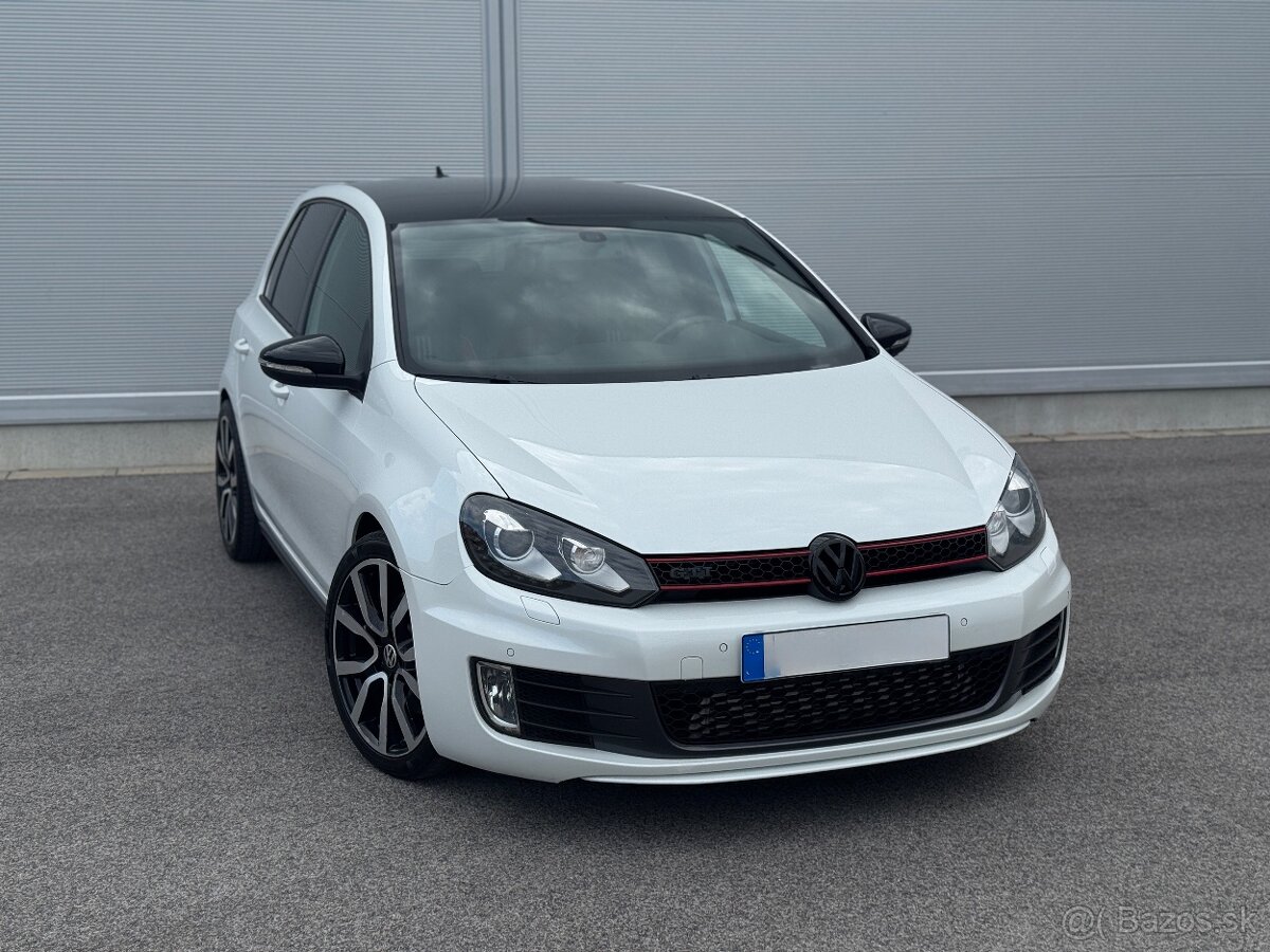 Volkswagen Golf GTi Adidas Edition 2.0TSi APR