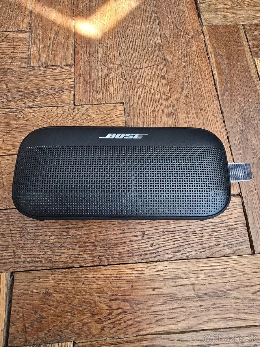 Bose SoundLink Flex – prenosný reproduktor