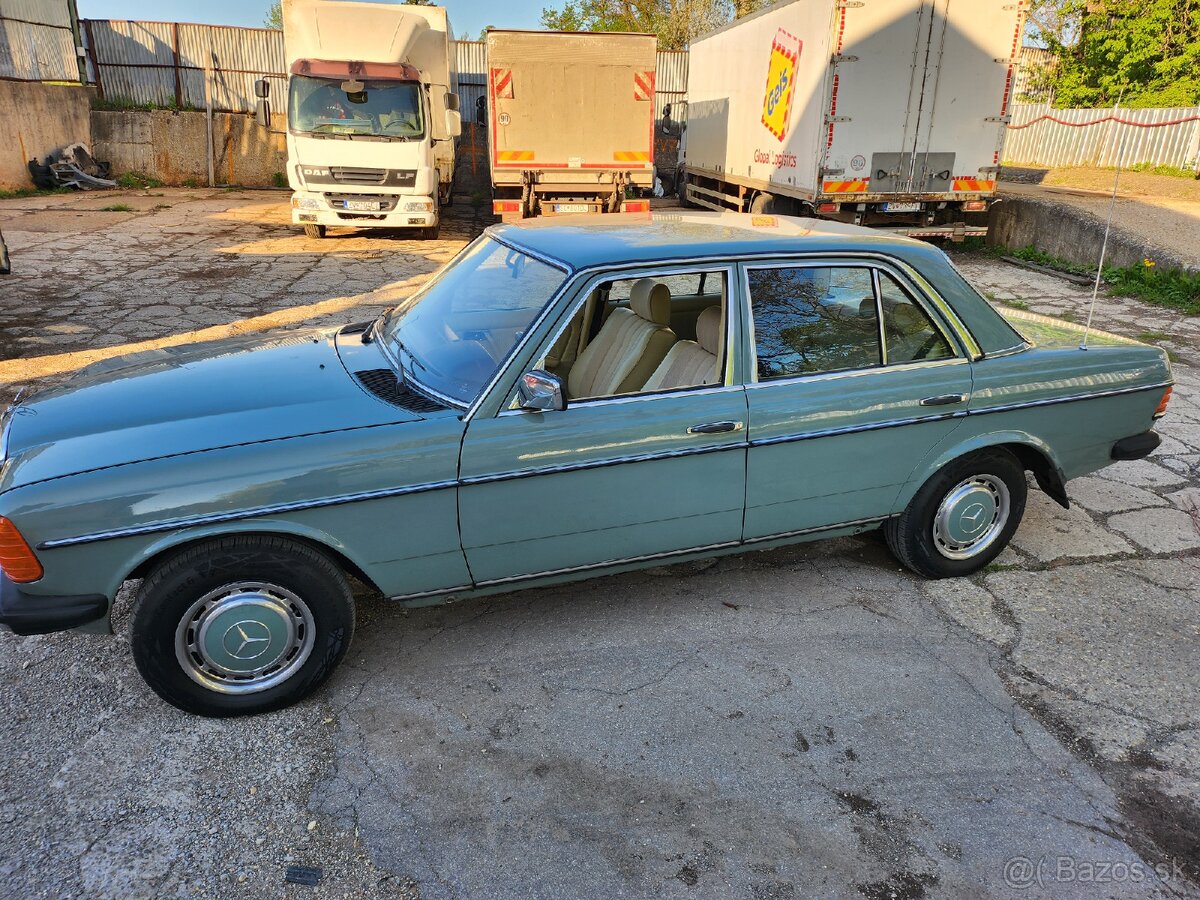 Mercedes w123 piano