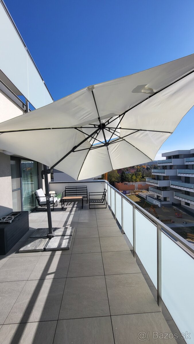 Záhradný slnečník 3x4 m