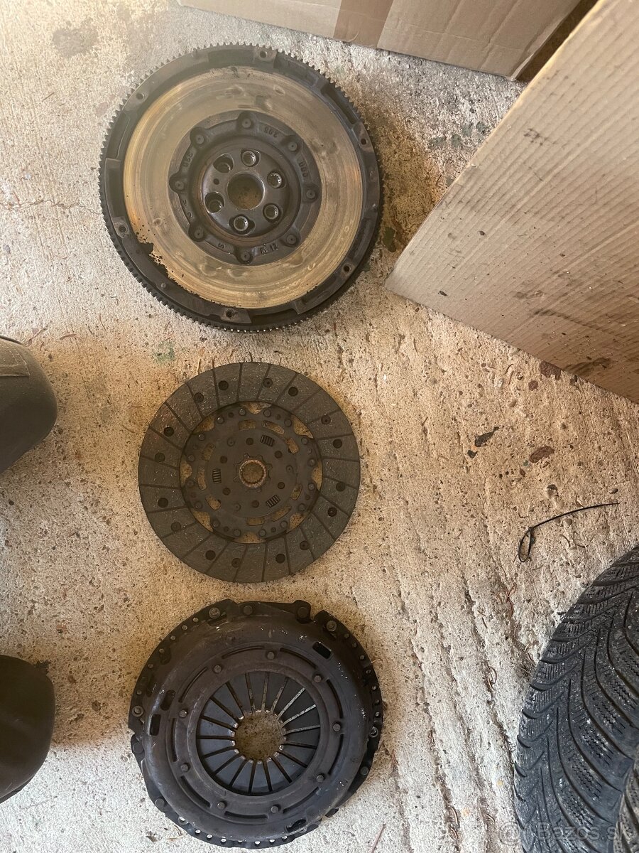 Soojkova sada dvohhmotny zotrvacnik 2.0 TDi 103 kW