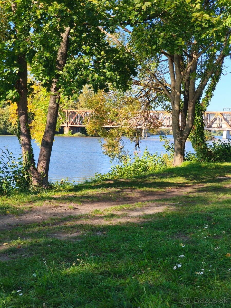 Ponuknite pozemok v Trenčíne