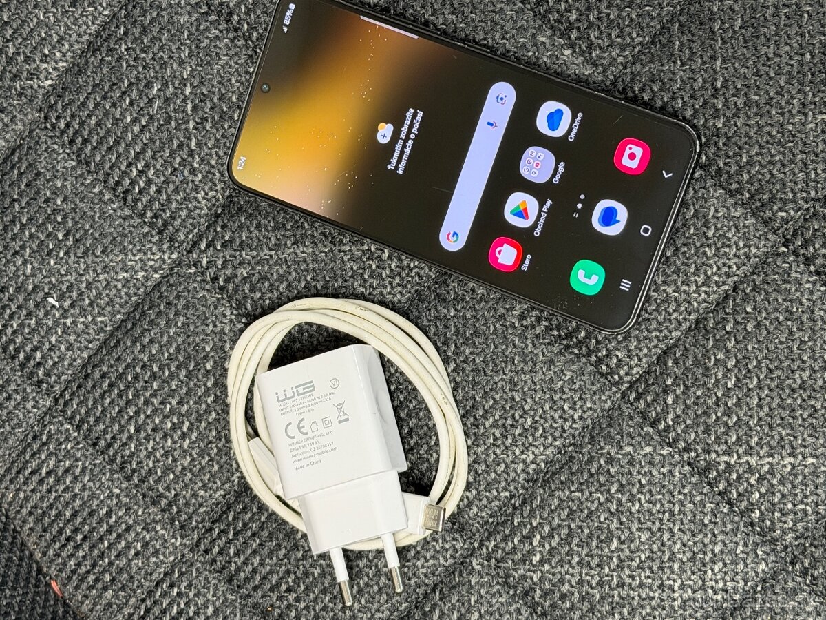 Samsung Galaxy S22 8/128Gb - Použivaný - funkčný