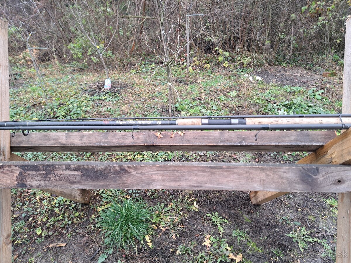 Rybarsky feeder prút