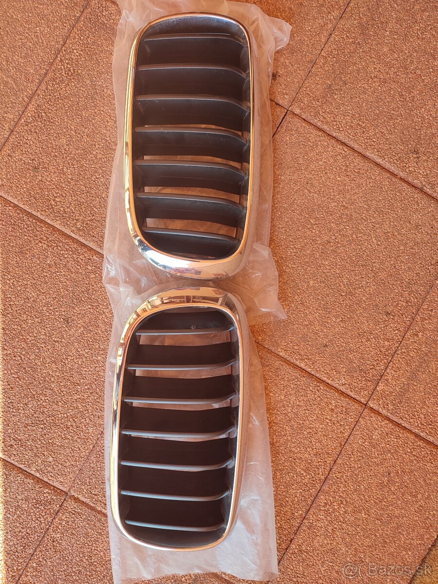 BMW X5 X6 maska ladvinky