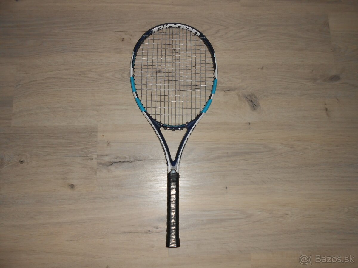 Predam malo pouzivanu tenisovu raketu znacky BABOLAT PURE DR