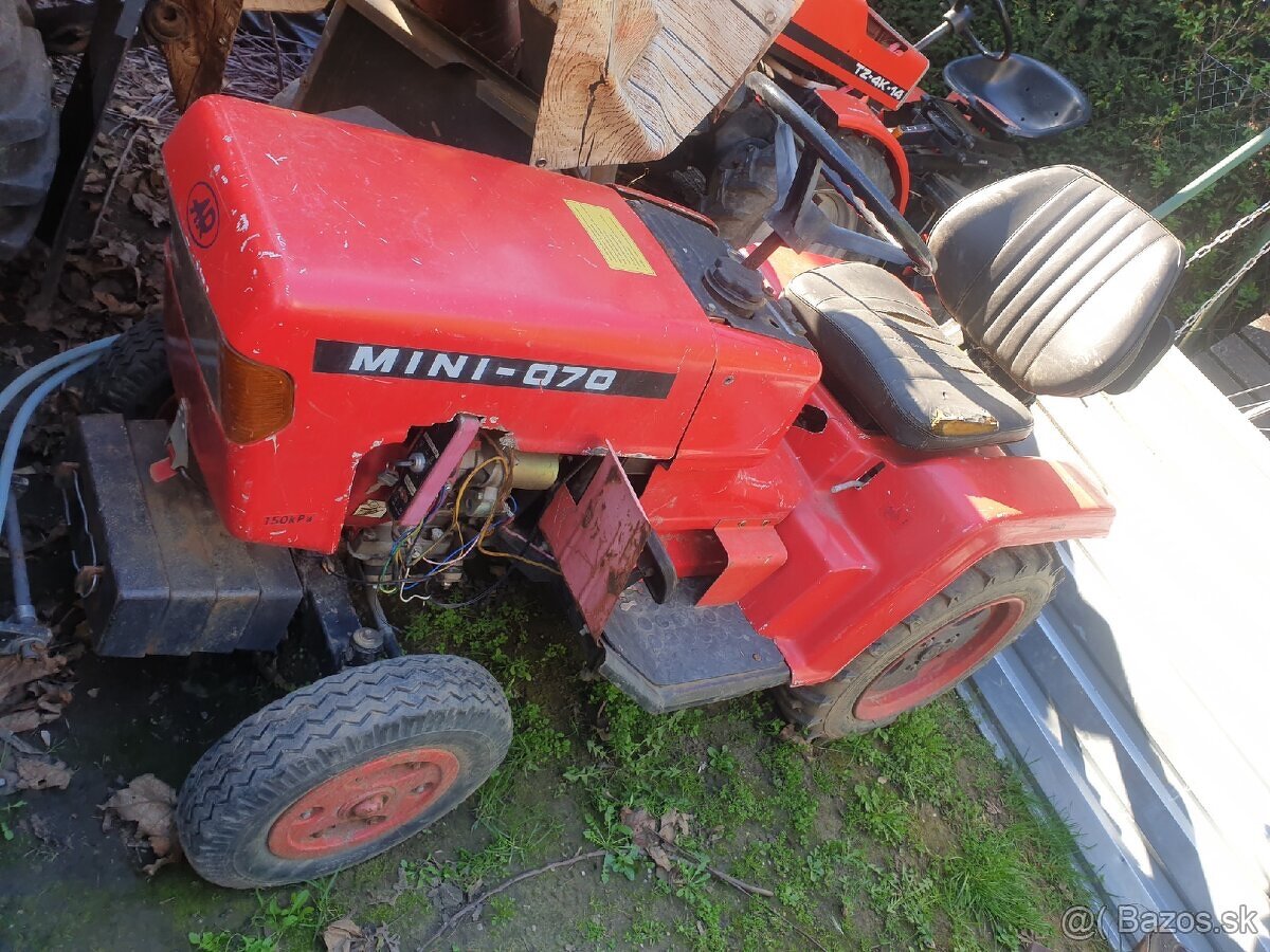 Traktor mt 070mini