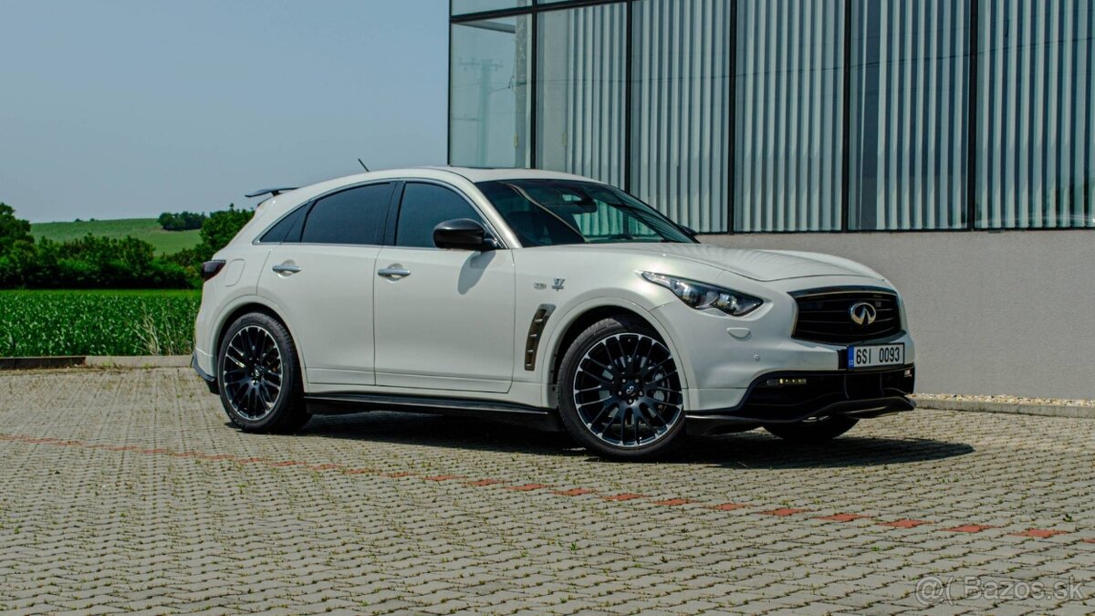 Infiniti FX Vettel by Brabus 309 kw 1 zo 150