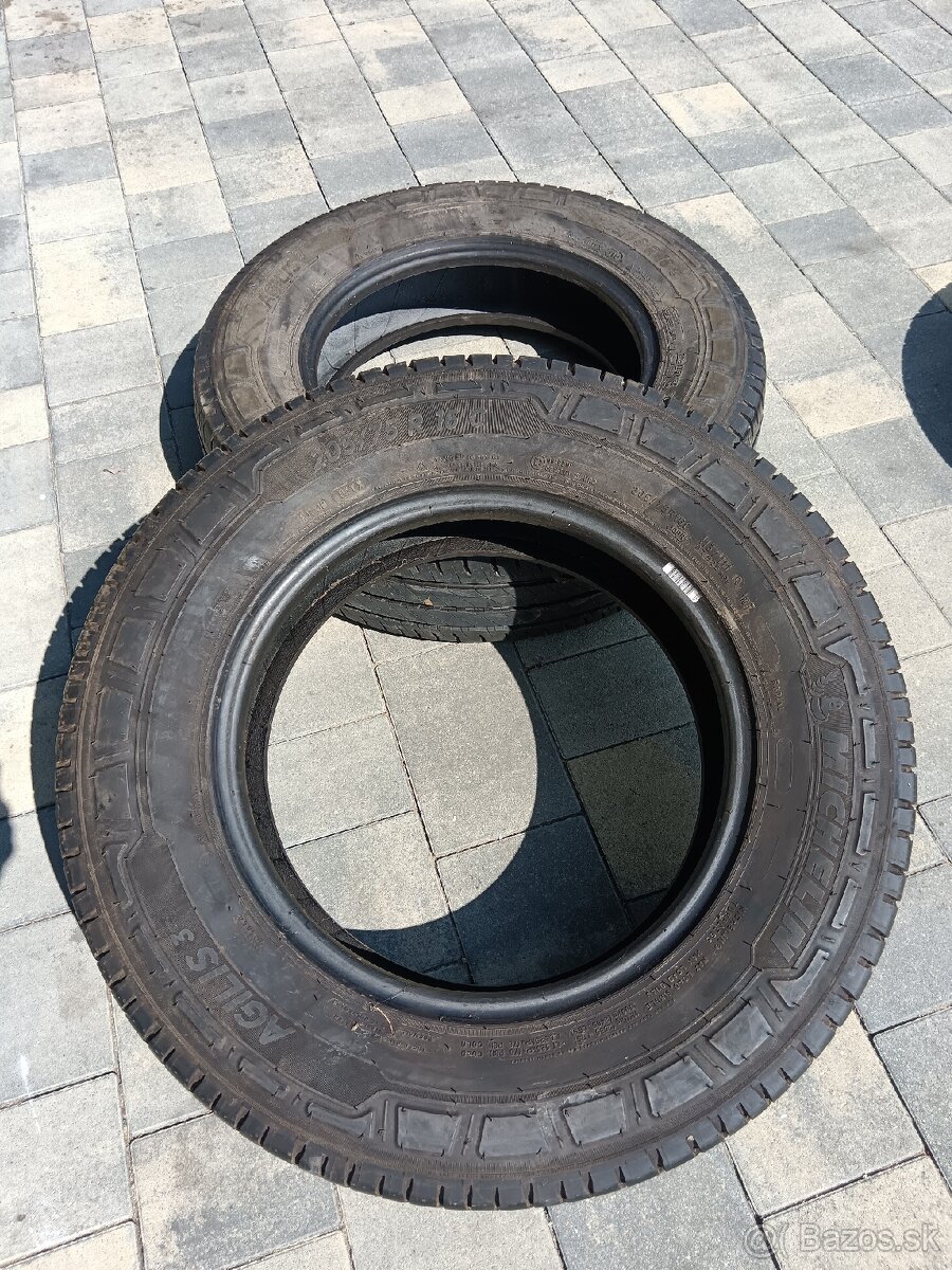 205/75r16 c