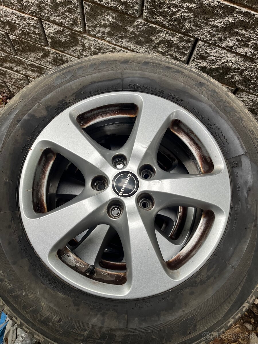 Toyota Rav4 kolesaborbet