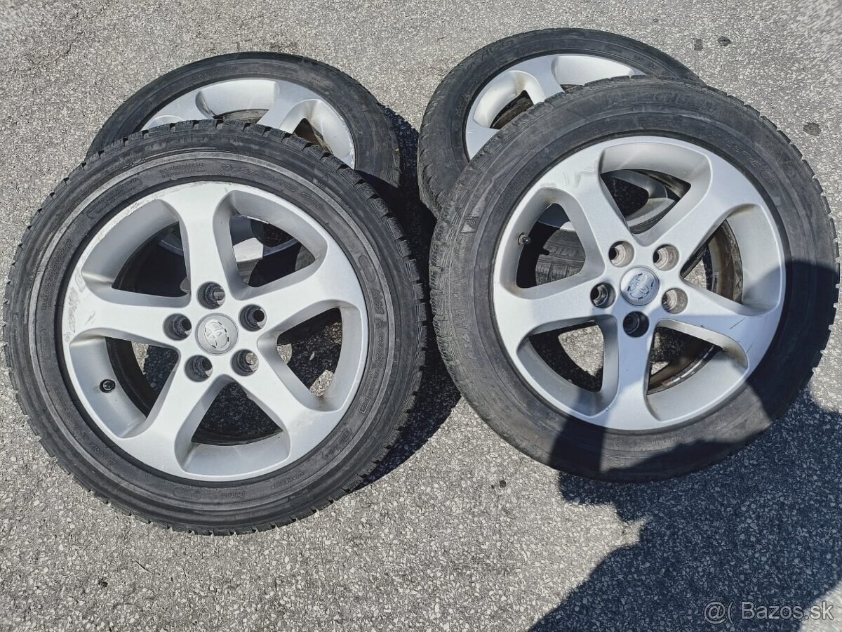 34. Toyota Alu disky 205/55 R16