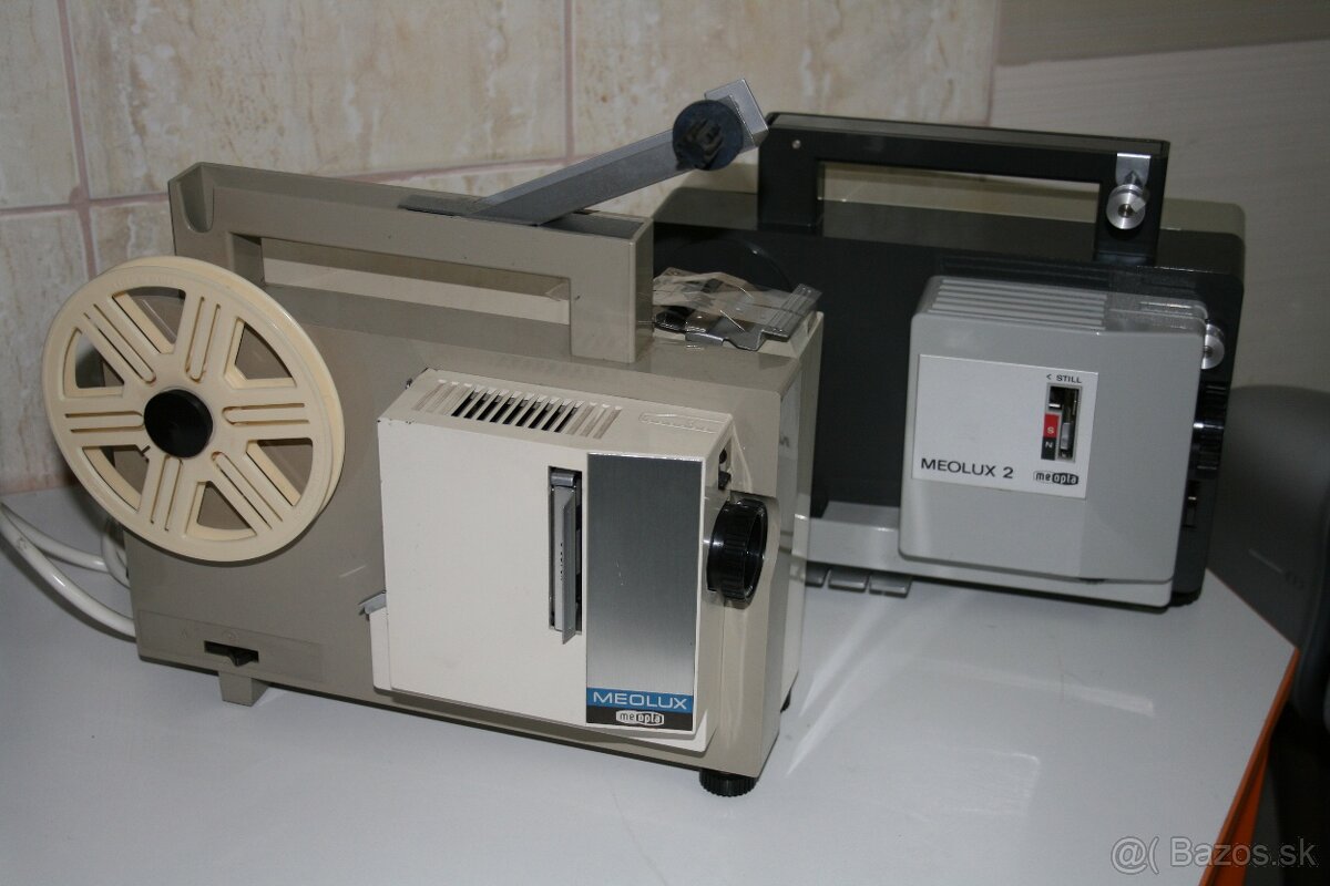 Premietačky na 8mm filmy