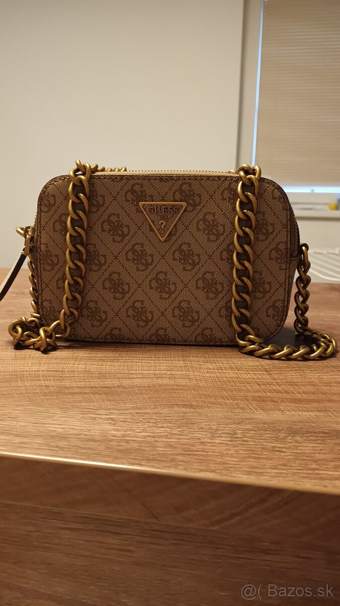 Crossbody kabelka Guess