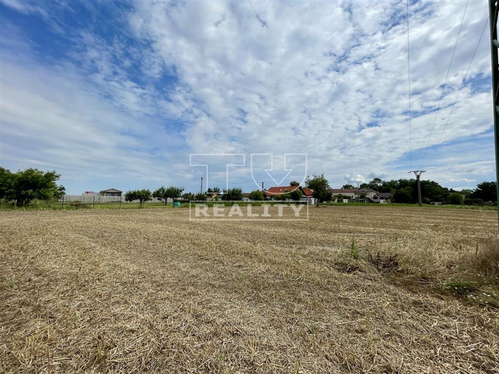 Na Predaj investičný pozemok v obci Ostratice