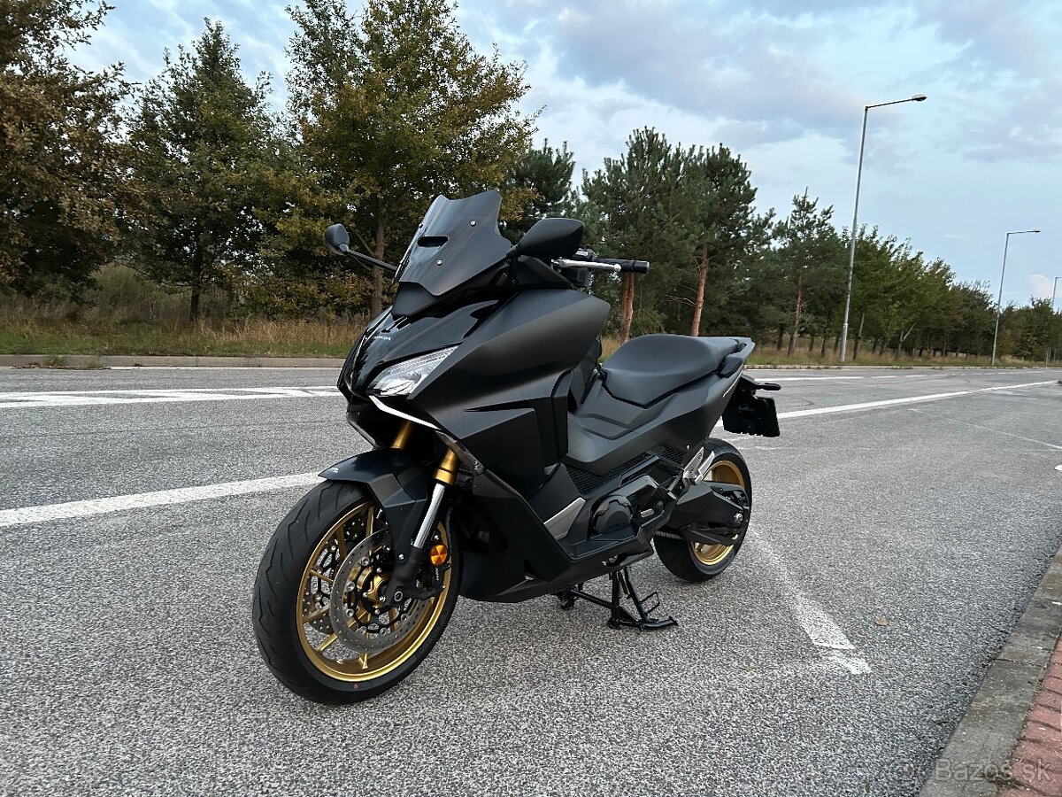 Honda Forza 750, 2024, 3400km