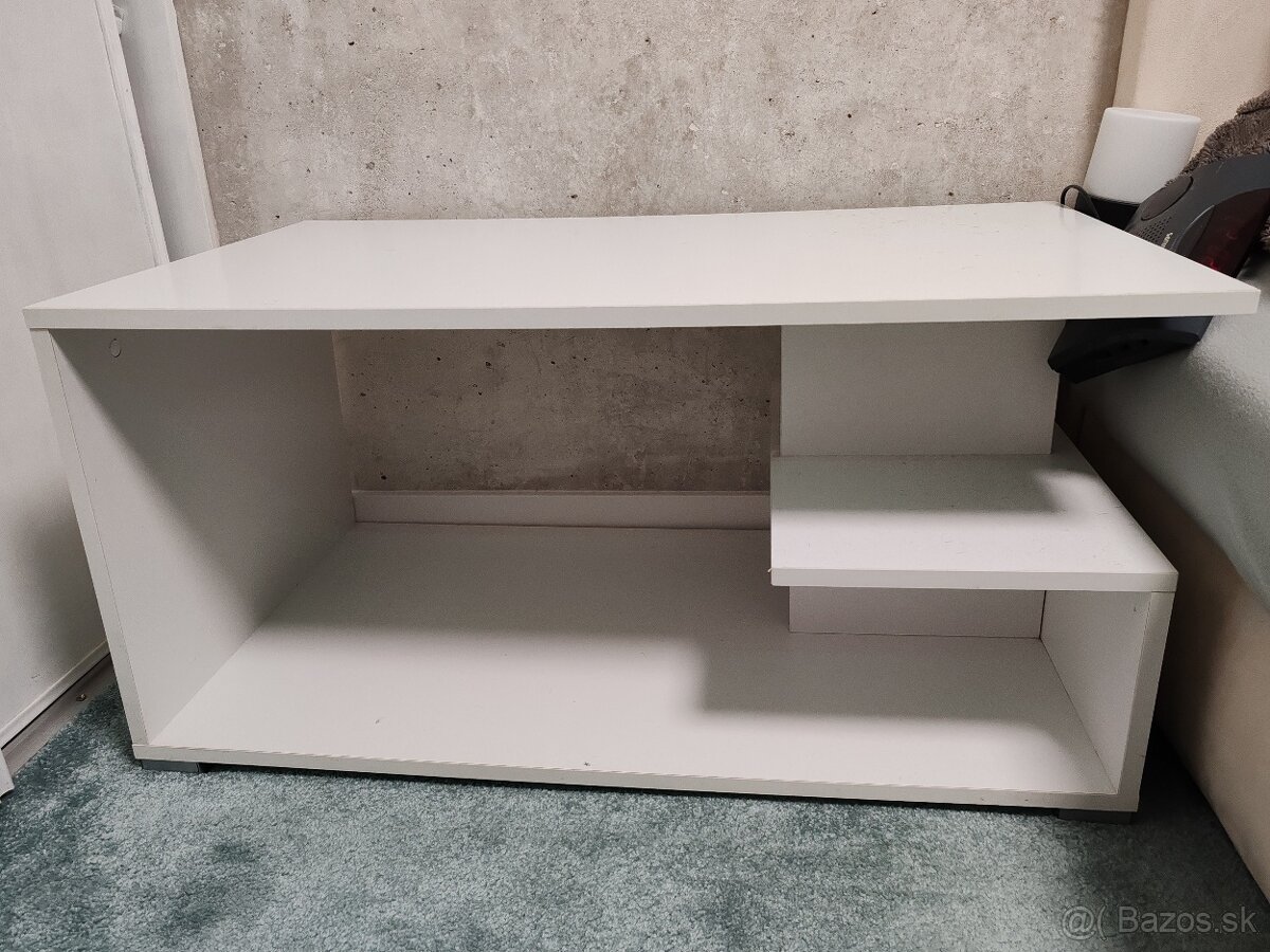 konferenčný stolík