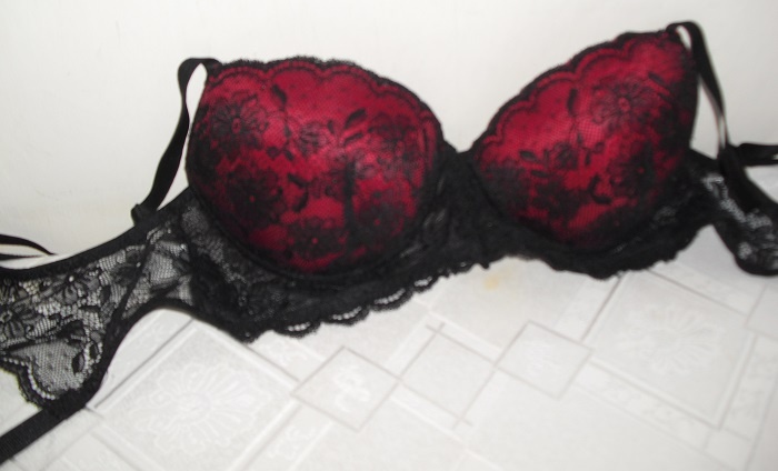 Flame sexy cipkovana podprsenka