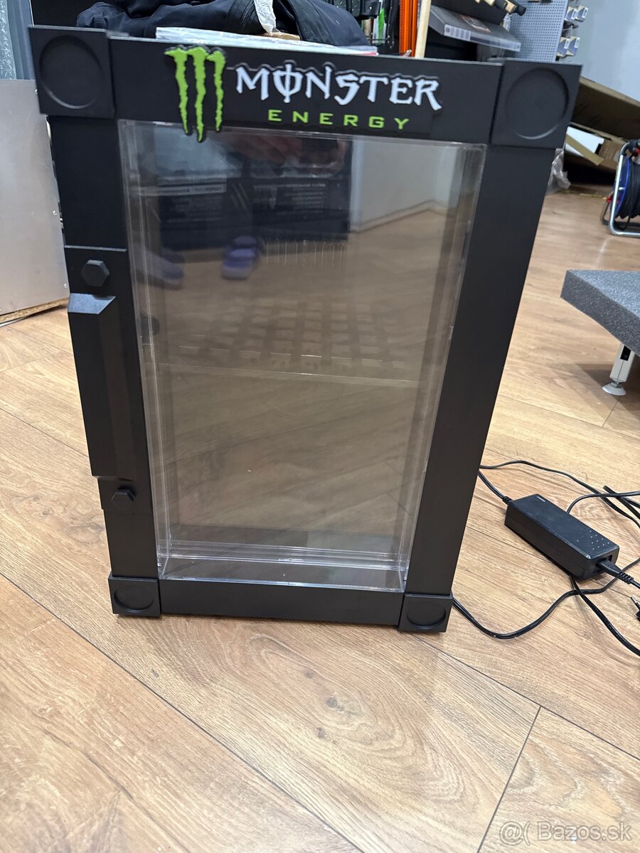 Monster energy chladnička