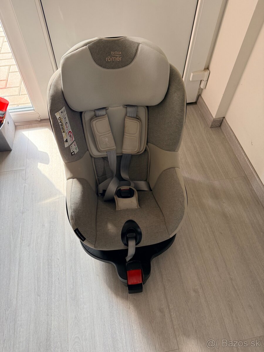 Britax Romer dualfix i-size 360 otocna