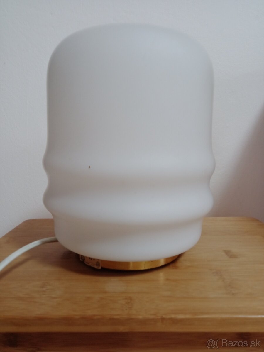 Stolová lampa