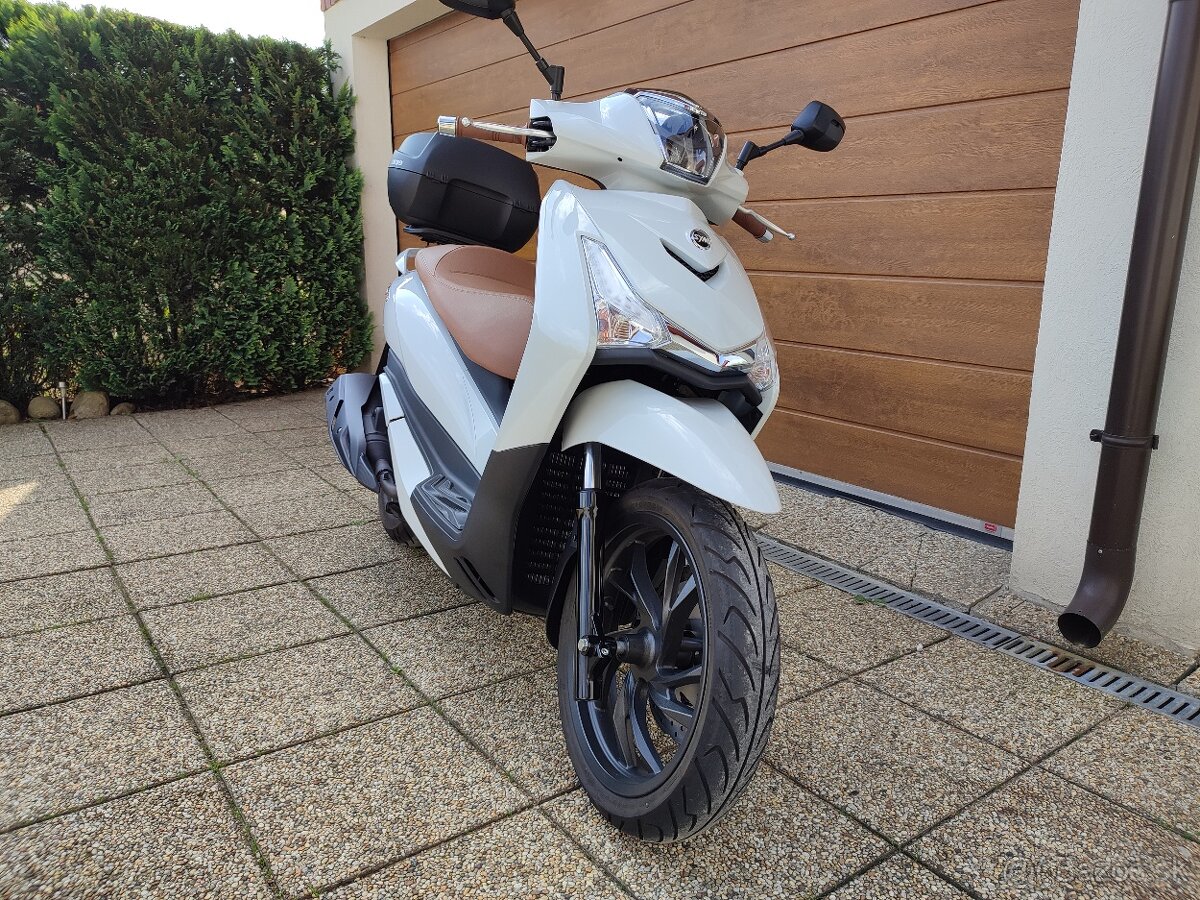 Sym HD 300 len 1700km