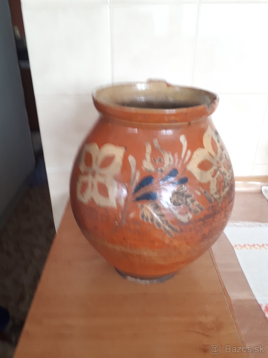 Krčah keramický.