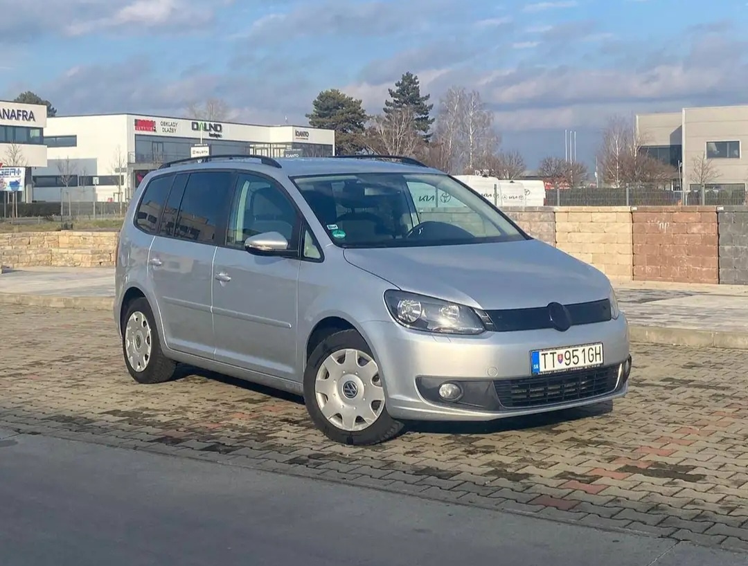 Vw touran 2013, 2,0Tdi 103kw