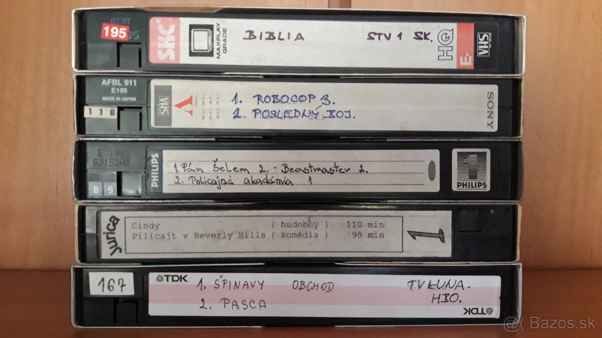 VHS KAZETY
