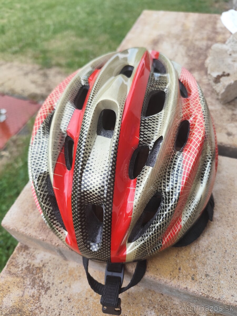 Cyklistická prilba