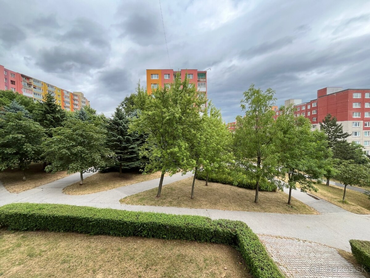 BONUSOVÁ PONUKA MODERNÝ, SKVELÝ 4IZBOVÝ BYT S LOGGIOU
