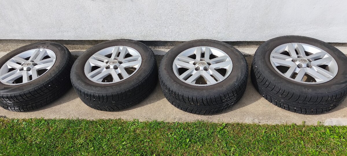 Toyota RAV4 225/65R17 ZIMNÁ SADA