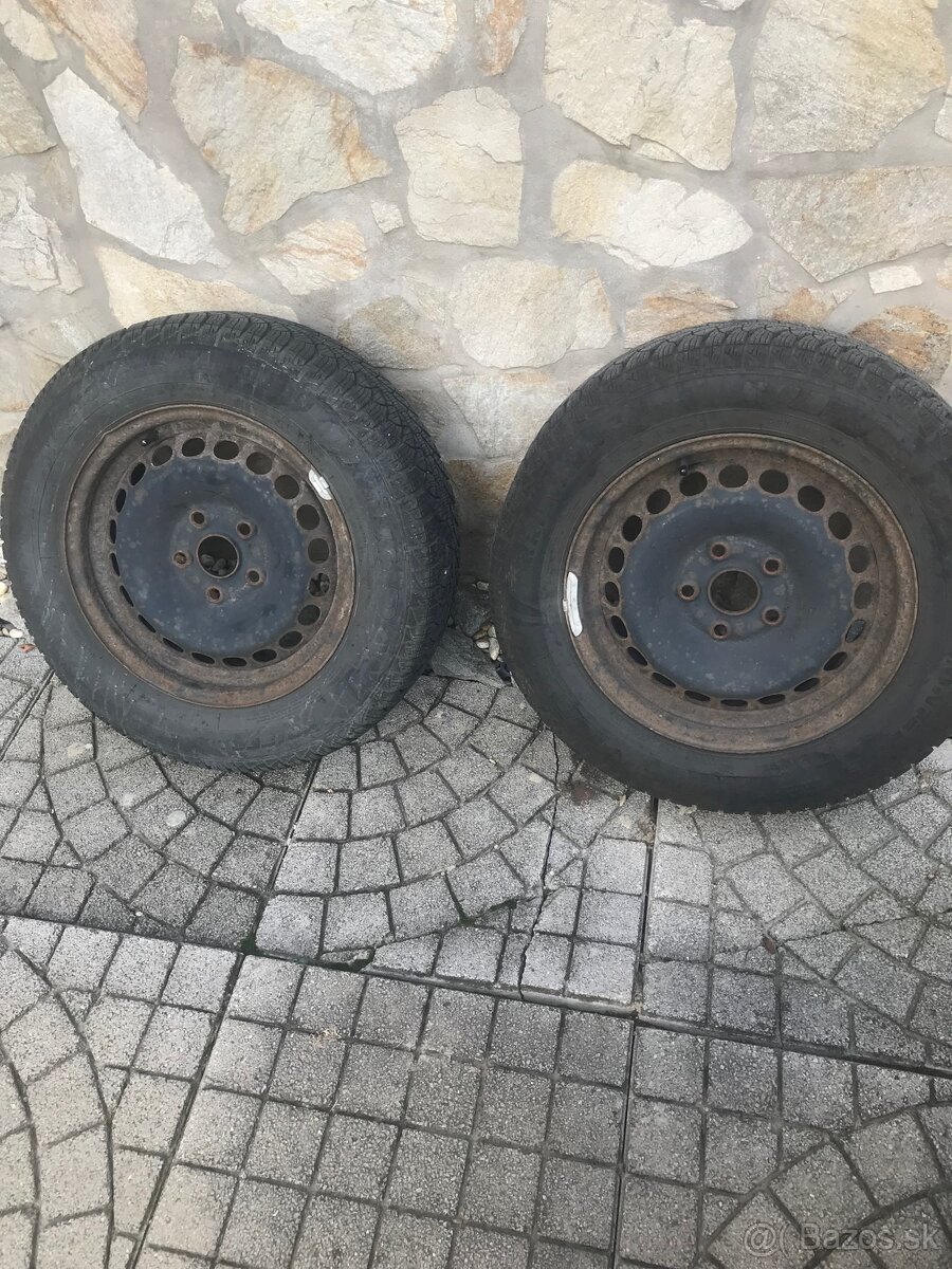 Fulda zimné 195/65/15.