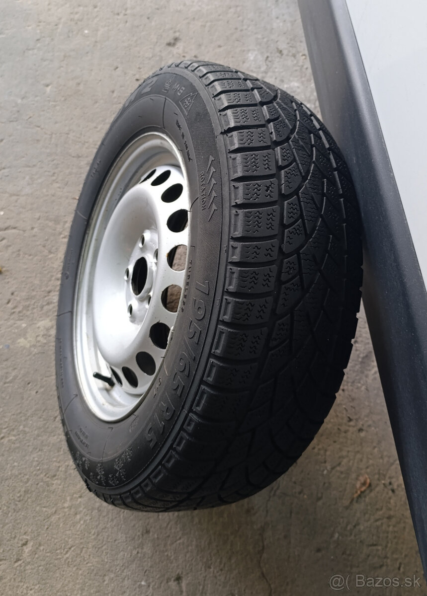 Predám rezervné koleso OCtavia 2,3 195/65 R15 rozteč 5x112.