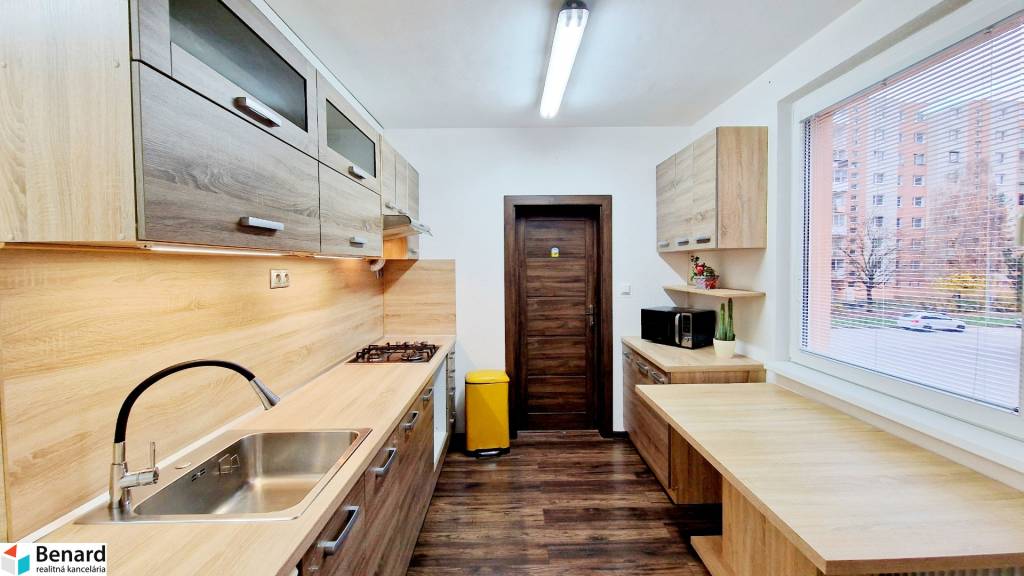 4 IZ. BYT, PREŠOV, MAGURSKÁ, VLASTNÉ KÚRENIE, KLIMATIZÁCIA