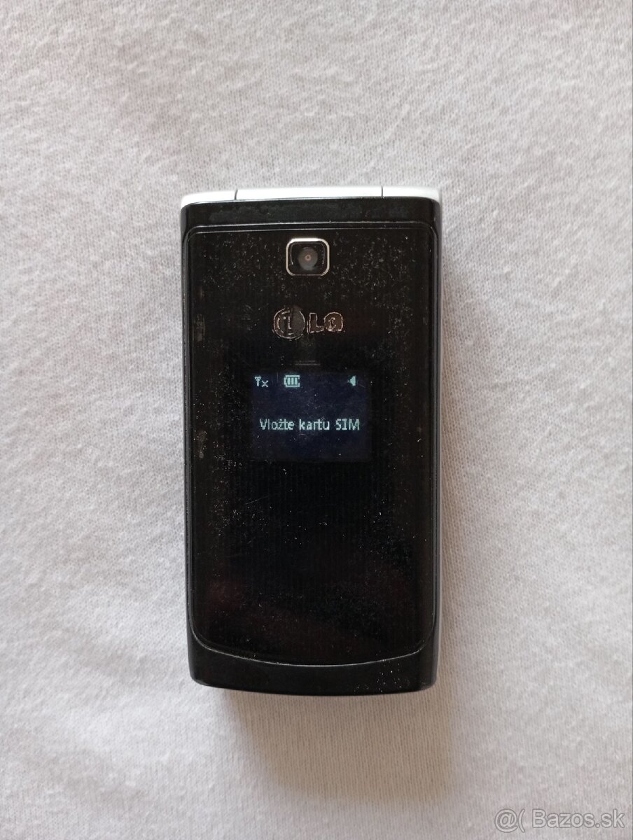 Mobilný telefon LG + kožené púzdro