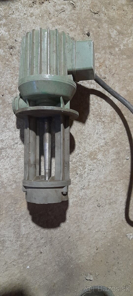 čerpadlo chladiacej kvapaliny,