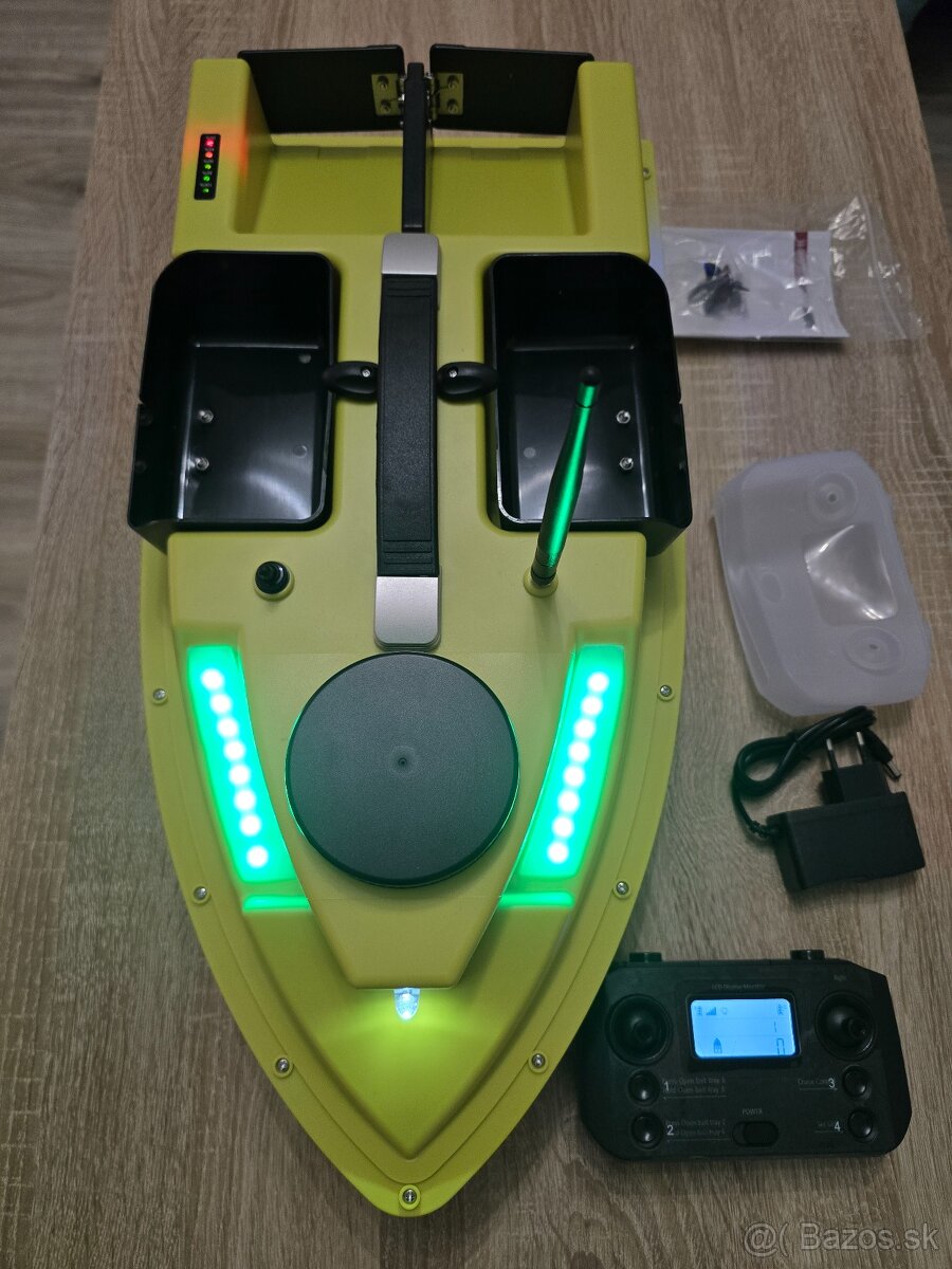 Predam novu 4-komorovu zavazaciu lodku s GPS, 12000mah