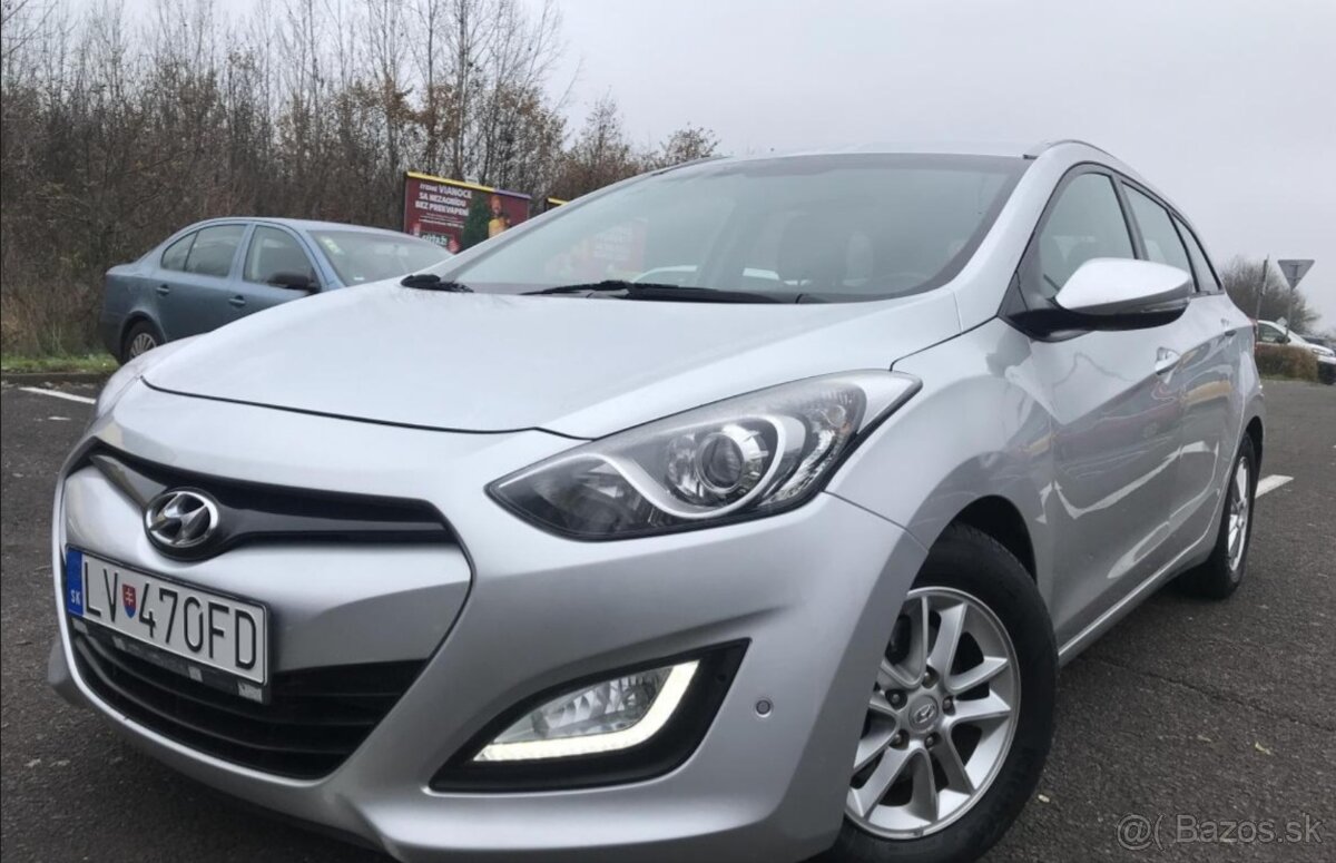 Predám Hyundai i30CW, 1.6i CRDi s ťažným