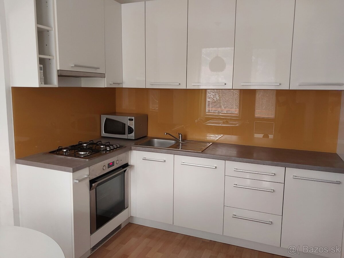 3-izbový byt na predaj · 73 m² · Bratislava — 266 000 €