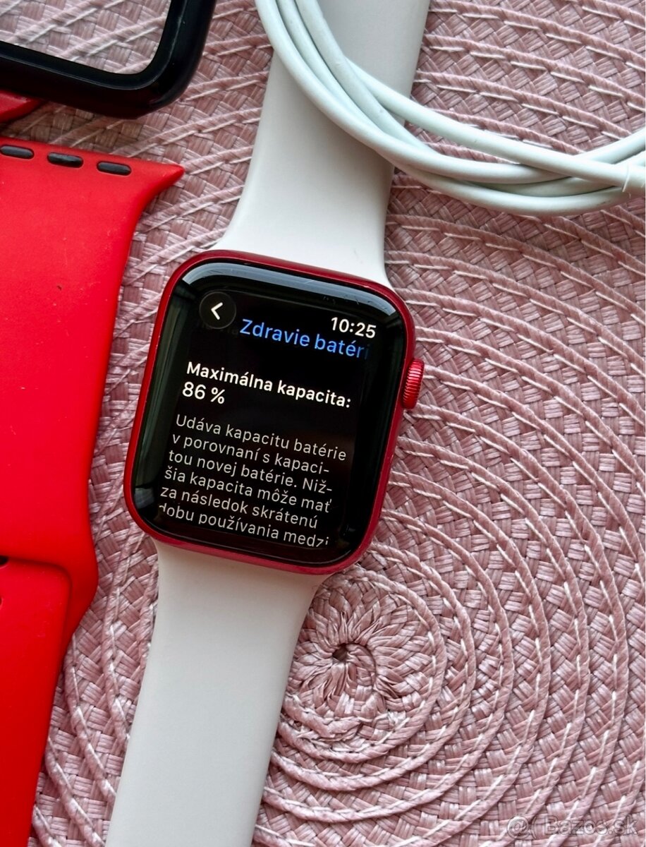 Apple Watch 6 44mm RED