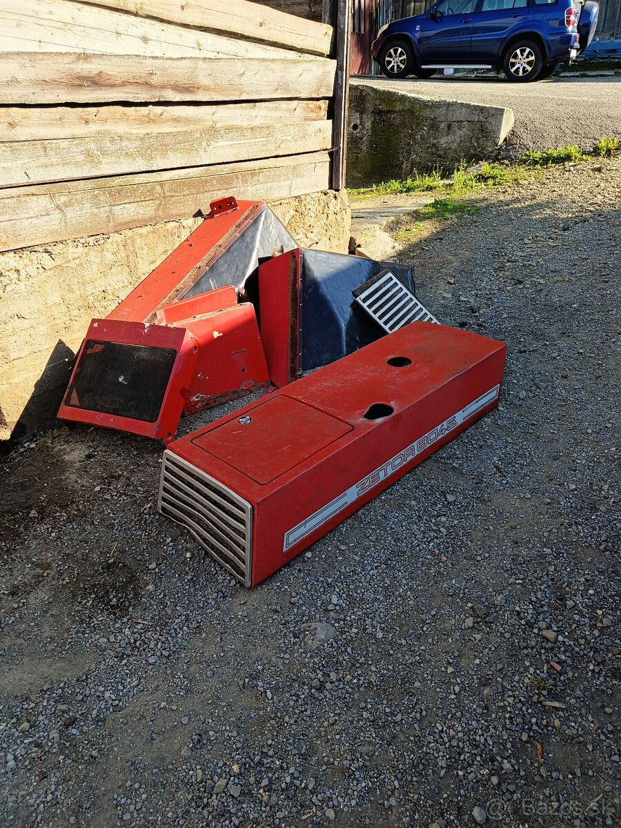 Kapota Zetor Cristal 1