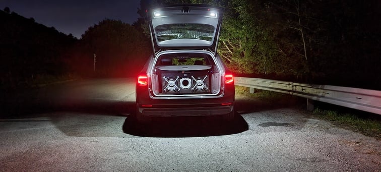 Škoda Superb 2,3 Combi / LED moduly na osvetlenie kufra, nôh