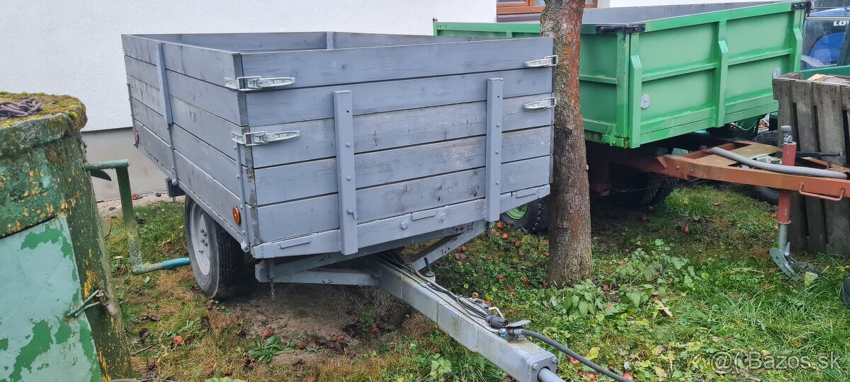 Predam vlecku Vinkovic 3 stranny sklapac