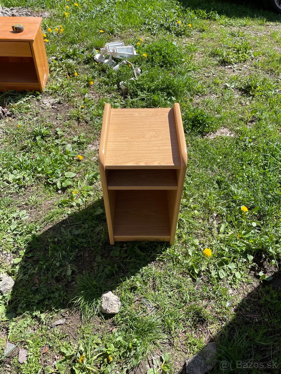 Nočný stolík