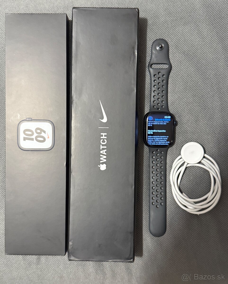 Apple Watch 7 45mm - Pekný stav 93% baterka Nike verzia