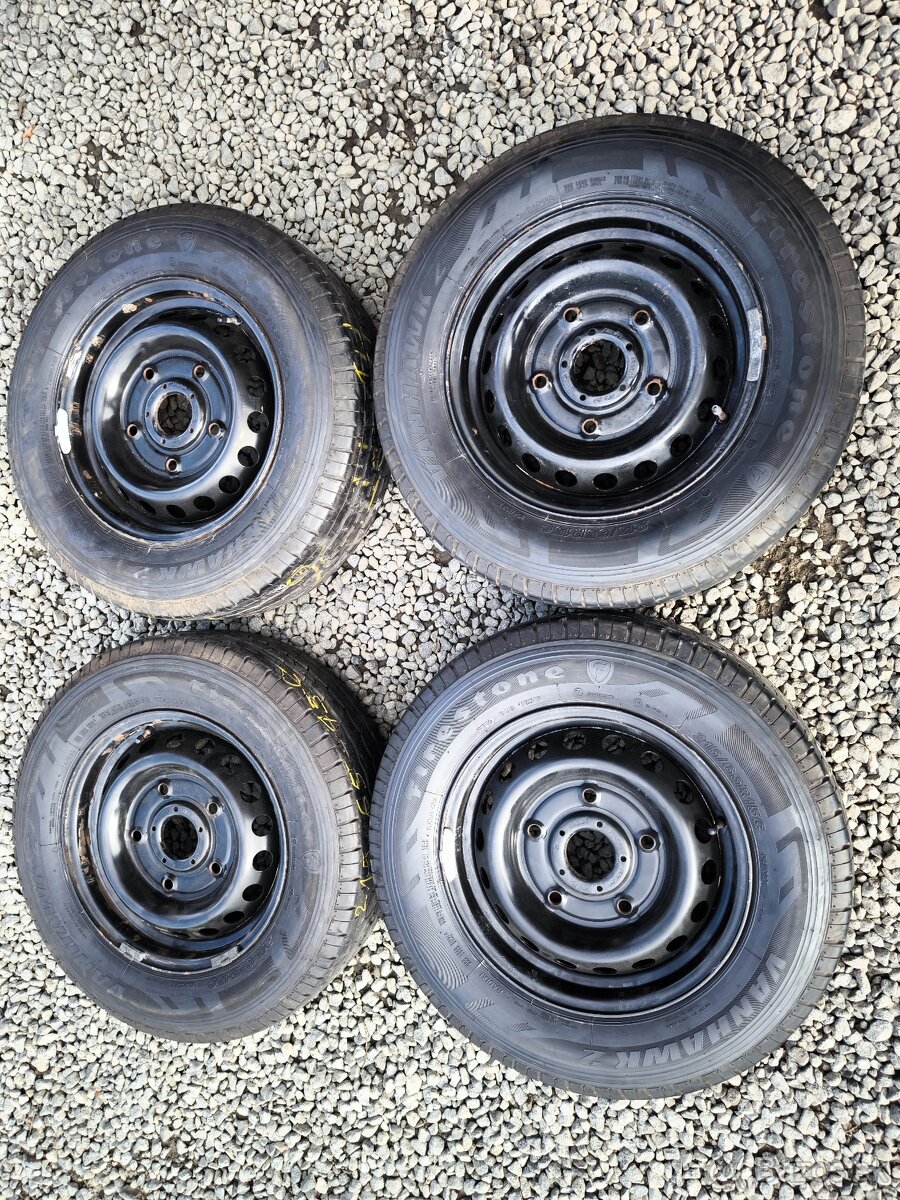 Ford transit 215 70 15 c gumy 7-8mm