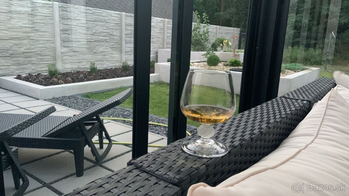 Dom na Mlynoch V Senici