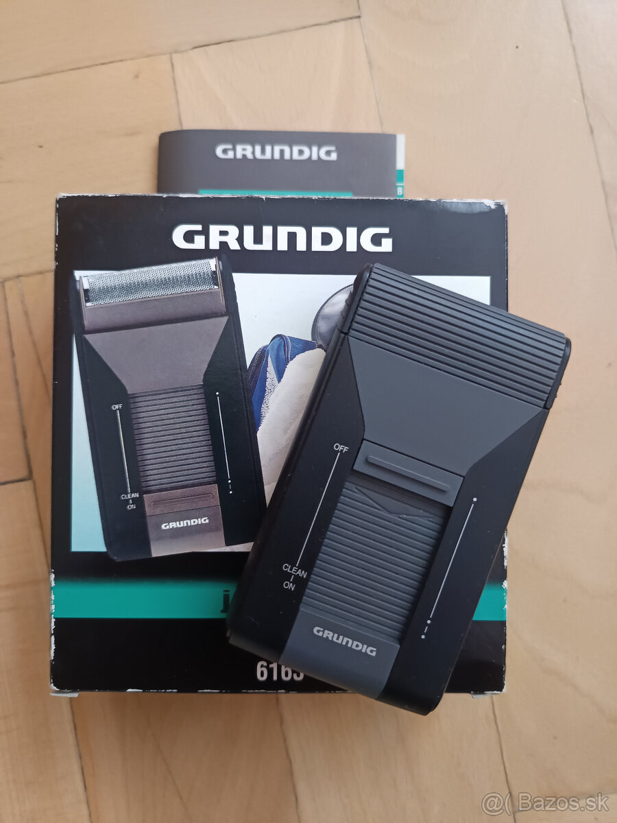 retro holiaci strojček